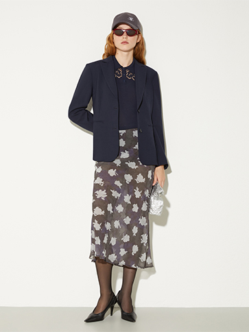 Tailleur Maxandco Carousel Desktop 2 MAX&Co.